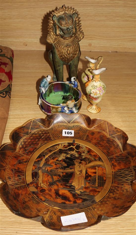 A Japanese tortoiseshell gilt figurative dish (a.f), a figurative pot, a pair of blush vases and a Thai dragon